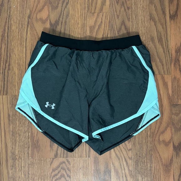 Under Armour Women's Fly by 2.0 Running Shorts - Picture 2 of 3